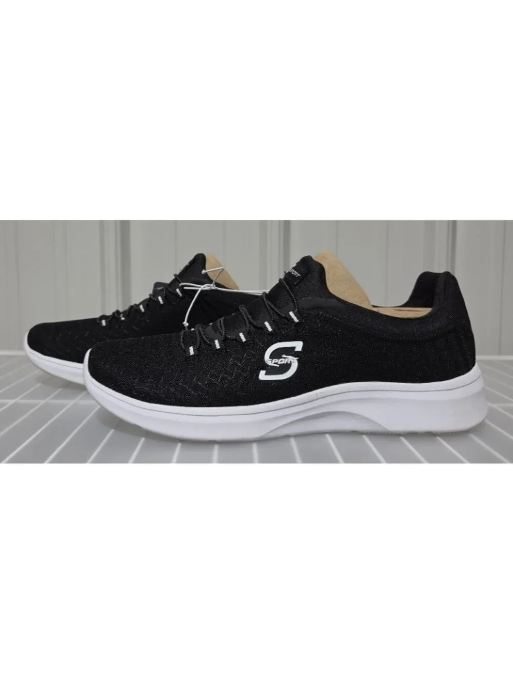 Skechers S Sport Rummie 2.0 Black & White Trim Athletic Sneakers -- Women's 11 - Picture 2 of 6